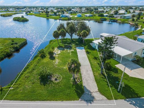 1329 Blue Heron Dr, ENGLEWOOD, FL, 34224-4703 | Card Image