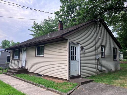 30 Birch St, Fishkill, NY, 12524-2726 | Card Image