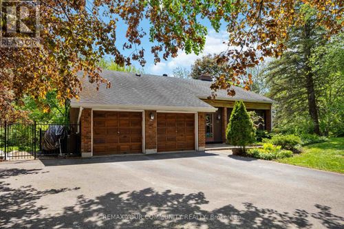 26 Knights Pl, Stouffville, ON, L4A0G9 | Card Image