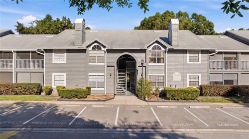 h-11817 Skylake Pl, TEMPLE TERRACE, FL, 33617-1640 | Card Image