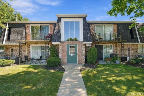 b-52 Foxberry Dr, Amherst, NY, 14068 | Card Image