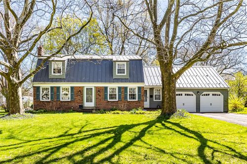 146 London Rd, Webster, NY, 14580-3415 | Card Image