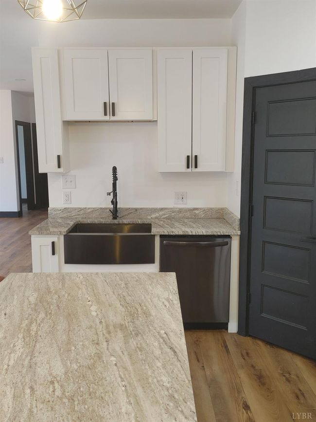 8915 Charlemont Rd, House other with 3 bedrooms, 3 bathrooms and null parking in Goode VA | Image 12