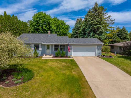 W4426 River Bend Ct, Sheboygan Falls, WI, 53085 | Card Image