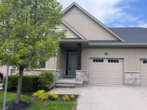 3 Tabitha Common, St Catharines, ON, L2M0C1 | Card Image