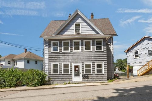 55 Pleasant St, Westerly, RI, 02891-1617 | Card Image