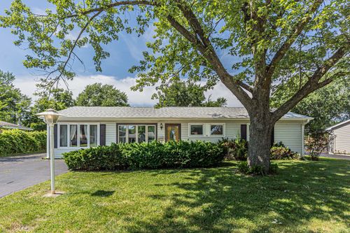 36672 N Traer Ter, Gurnee, IL, 60031-1347 | Card Image