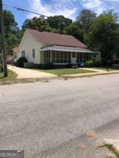 611 S 4th St, Lanett, AL, 36863-2409 | Card Image