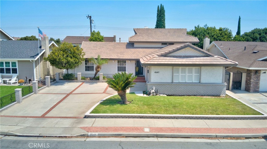 Residential Lease in Cypress 3