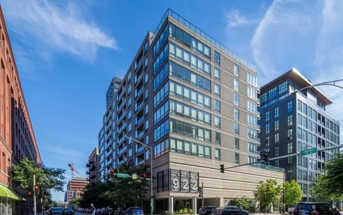 406-922 W Washington Boulevard, Chicago, IL, 60607 | Card Image