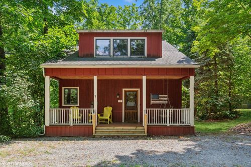 9 Orchard Lane, Weesaw Township, MI, 49107 | Card Image