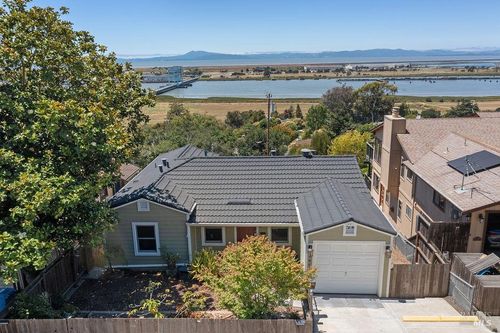 185 Baxter St, Vallejo, CA, 94590-3766 | Card Image