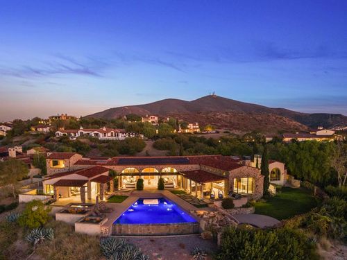 8114 Sendoro De La Pradera, San Diego, CA, 92127-2563 | Card Image