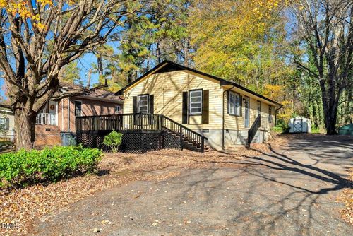 211 Wilmington Ave, Oxford, NC, 27565-3633 | Card Image