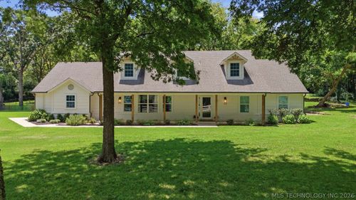 7936 S 28th West Ave, Tulsa, OK, 74132-2672 | Card Image