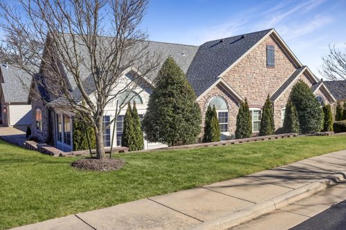 w-182-3810 E Cherry Street, Springfield, MO, 65809 | Card Image