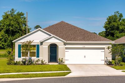 6358 Sanders Grove Circle, House other with 3 bedrooms, 2 bathrooms and null parking in Okahumpka FL | Image 1