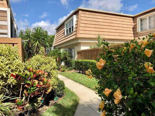 29c-11556 Winchester Dr, Palm Beach Gardens, FL, 33410-2663 | Card Image