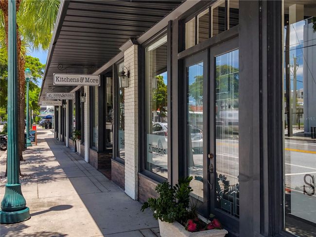 202 - 430 Kumquat Ct, Condo with 2 bedrooms, 2 bathrooms and null parking in SARASOTA FL | Image 13
