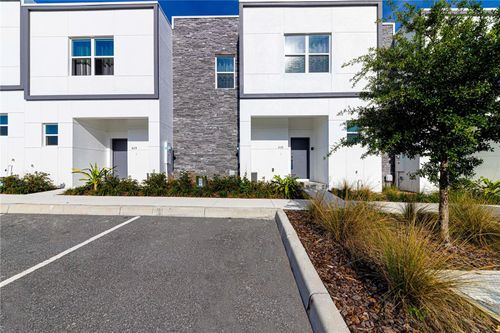 633 Trikomo Dr, DAVENPORT, FL, 33896 | Card Image