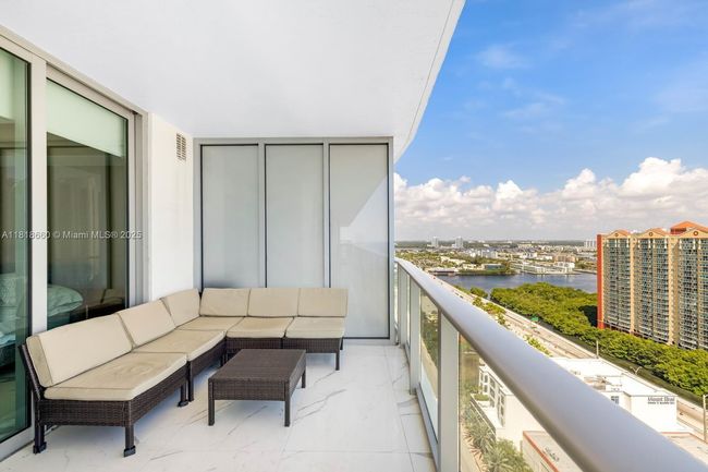 UNIT-2303 - 300 Sunny Isles Blvd, Condo with 2 bedrooms, 3 bathrooms and null parking in Sunny Isles Beach FL | Image 18
