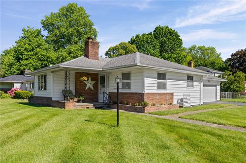 400 Noridge Dr, Irondequoit, NY, 14622-2123 | Card Image
