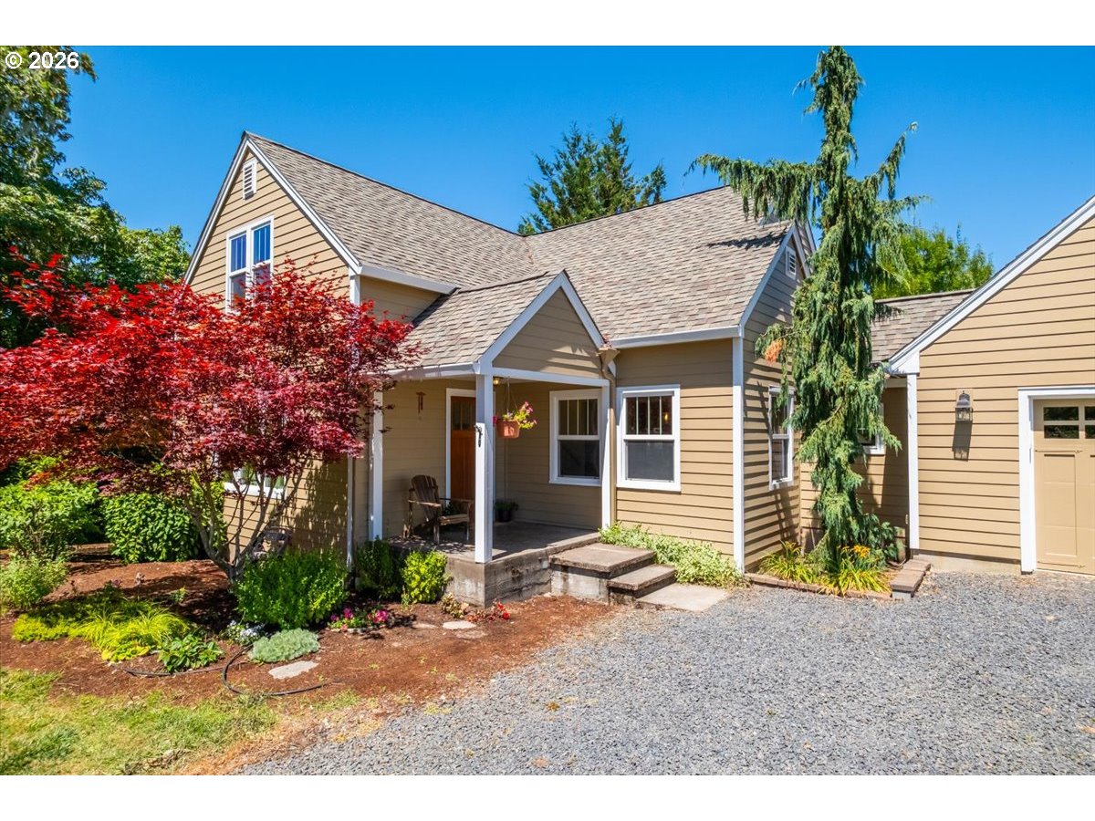 Residential in Amity 5