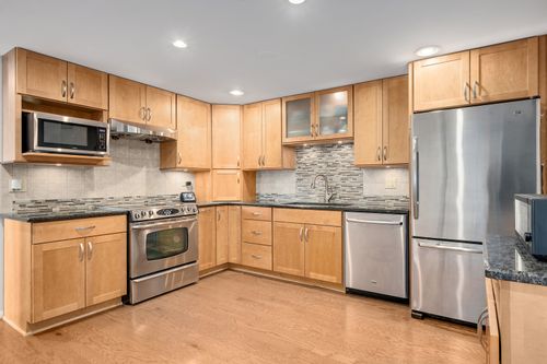 apt-6b-2000 Saint Regis Dr, Lombard, IL, 60148-4961 | Card Image