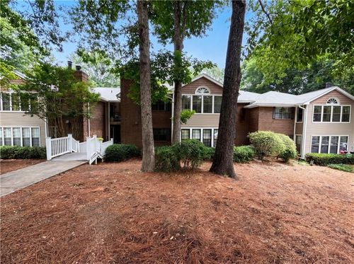 507 Barrington Hills Dr, Sandy Springs, GA, 30350-3802 | Card Image