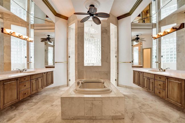 11720 Nw 9 Th St, House other with 5 bedrooms, 6 bathrooms and null parking in Plantation FL | Image 17