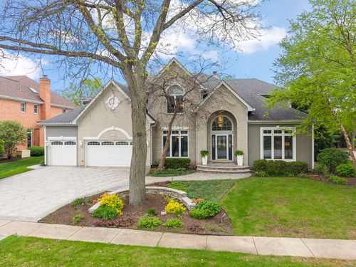 2S370 Canterbury Court, Glen Ellyn, IL, 60137 | Card Image