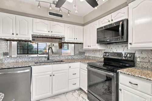 305-1502 Whitehall Drive, Davie, FL, 33324 | Card Image