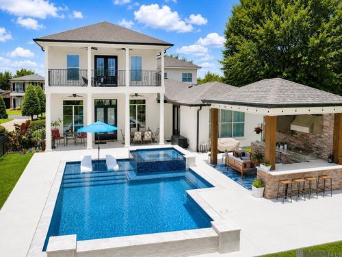 6216 Breeze Point Dr, Gonzales, LA, 70737-8571 | Card Image