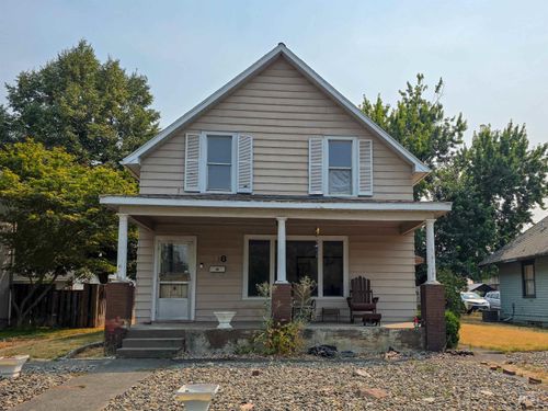 816 10th Ave, Lewiston, ID, 83501-2821 | Card Image