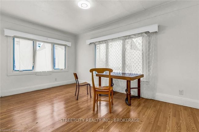 1196 Janette Ave, House other with 6 bedrooms, 3 bathrooms and 2 parking in Windsor ON | Image 9