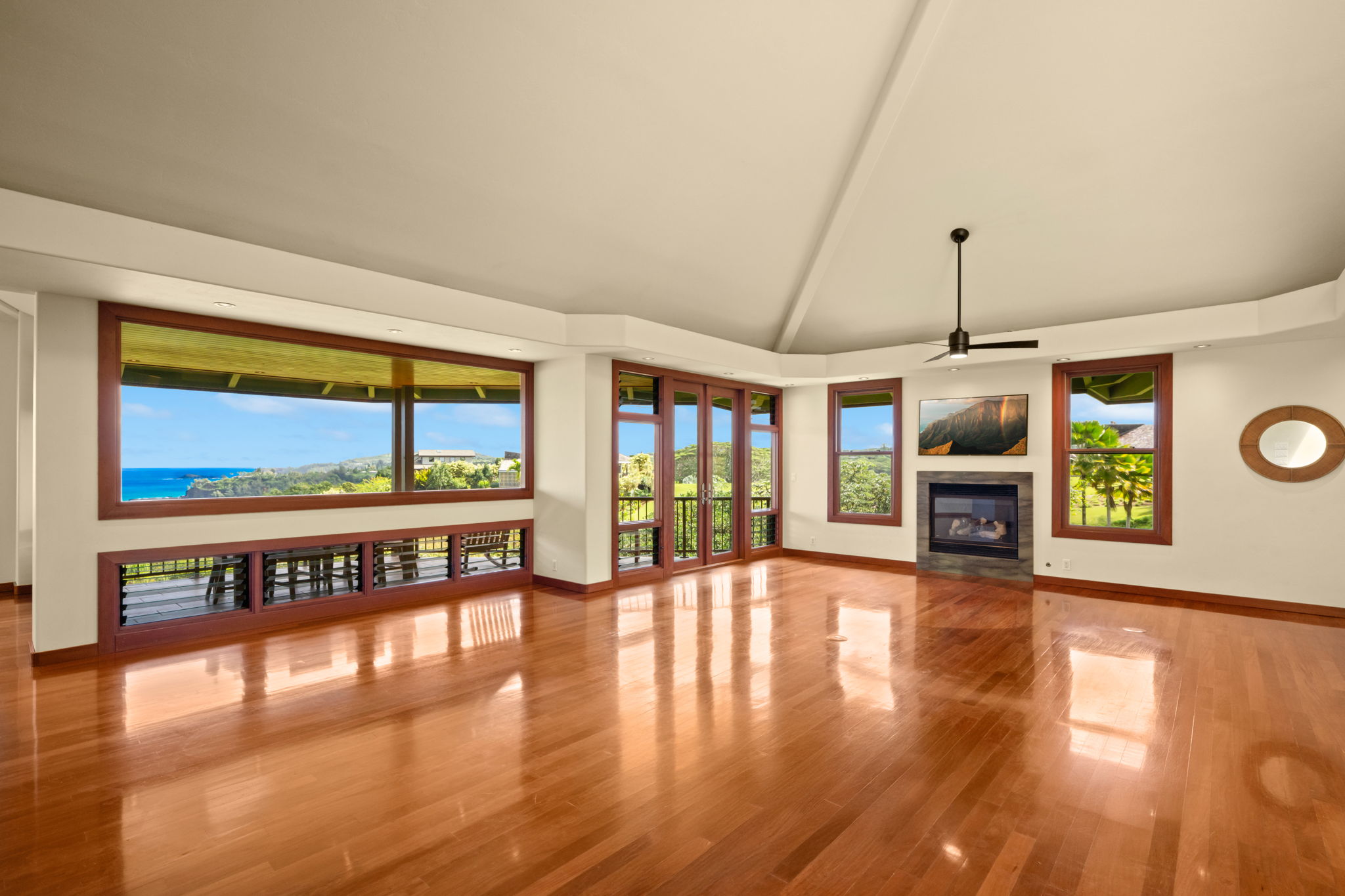 Residential in Kilauea 5