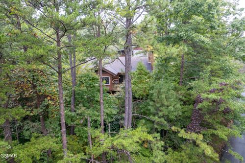 317 Matterhorn Dr, Gatlinburg, TN, 37738-6414 | Card Image