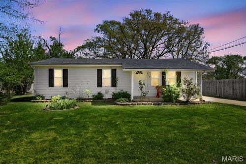 879 Twin Oak Dr, Hillsboro, MO, 63050-5216 | Card Image