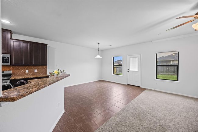 9203 Sasson Blvd, House other with 5 bedrooms, 3 bathrooms and 2 parking in Houston TX | Image 14