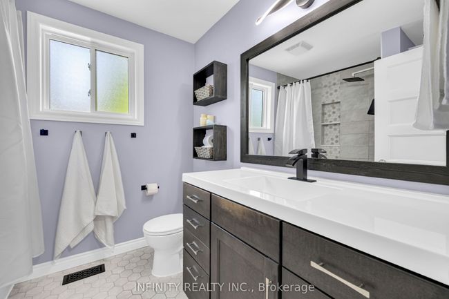 1803 Vicky Cir, House other with 4 bedrooms, 2 bathrooms and 2 parking in Windsor ON | Image 17