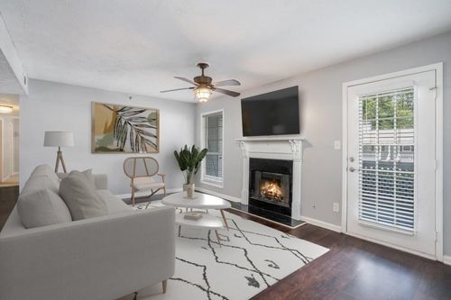 unit-203-4001 Riverlook Pkwy Se, Marietta, GA, 30067-4523 | Card Image