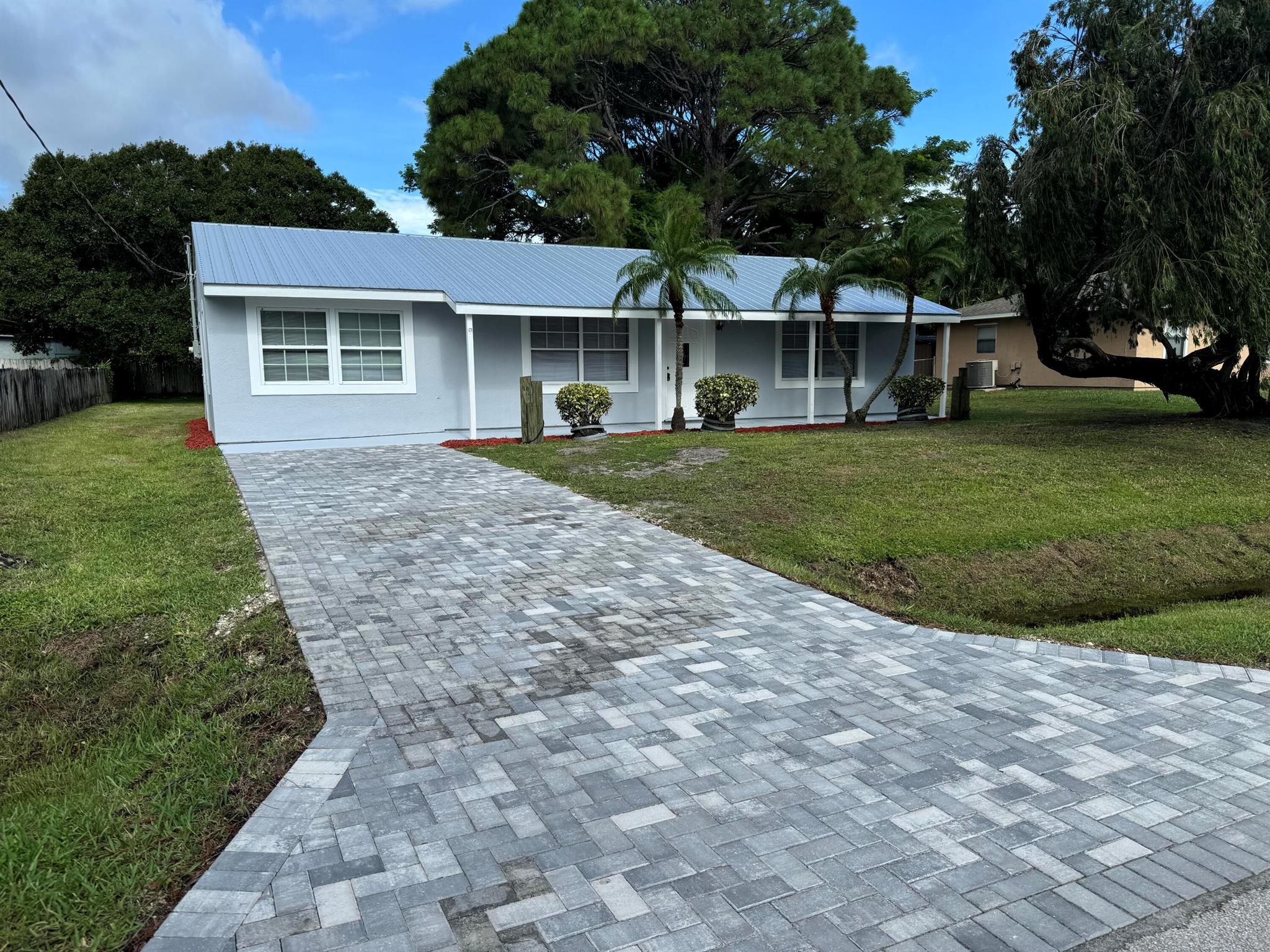 Myrtle Dr, Fort Pierce, FL 34982