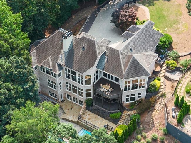 5610 Point West Dr, House other with 6 bedrooms, 7 bathrooms and null parking in Oakwood GA | Image 6