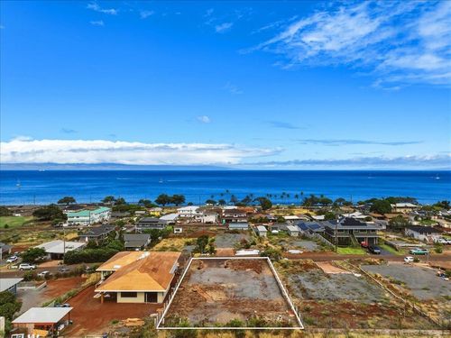 1618 Kuuipo St, Lahaina, HI, 96761-1846 | Card Image