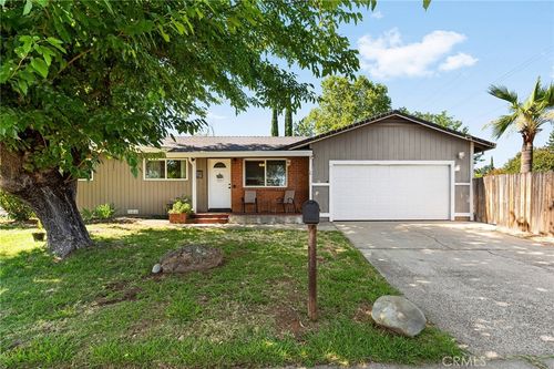 38 Regent Loop, Oroville, CA, 95966-7220 | Card Image