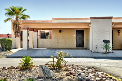 2712 N Beverly Ave, Tucson, AZ, 85712-2107 | Card Image