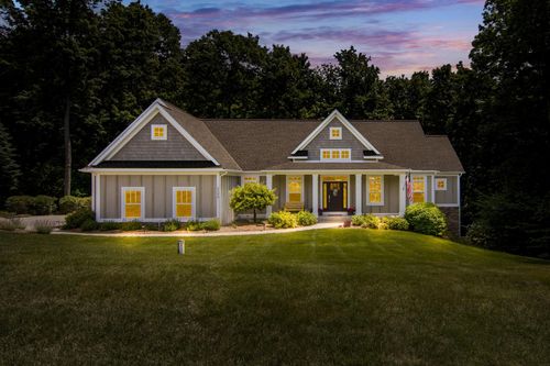9390 E Summerfield Dr, Traverse City, MI, 49684-7538 | Card Image
