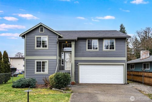 7423 S S Pine St, Tacoma, WA, 98409-5915 | Card Image