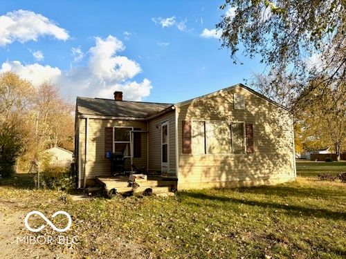 300 N Biltmore Ave, Muncie, IN, 47303-5121 | Card Image