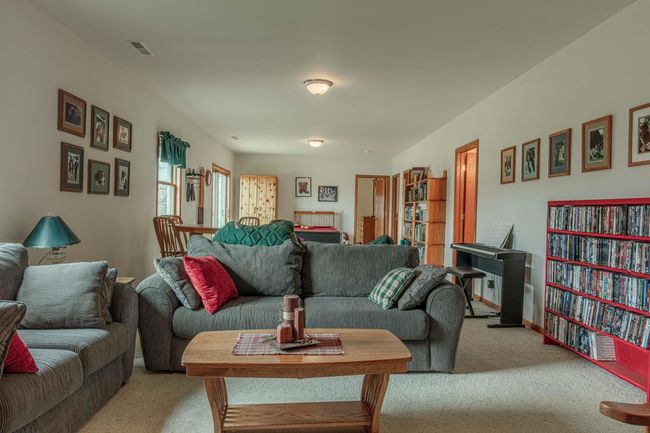 5995 Section Line Road, House other with 5 bedrooms, 3 bathrooms and null parking in RIDGEWAY WI | Image 38